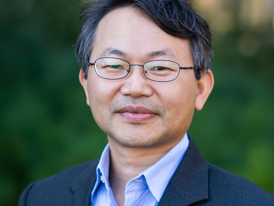 Professor YuHuang Wang Named Fellow of the American Physical Society