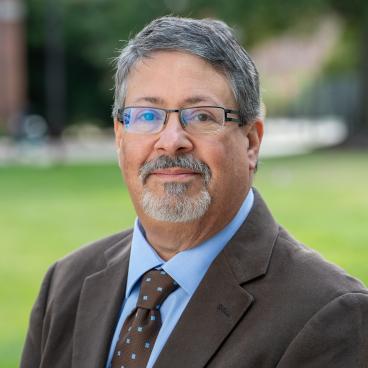 Lyle Isaacs headshot