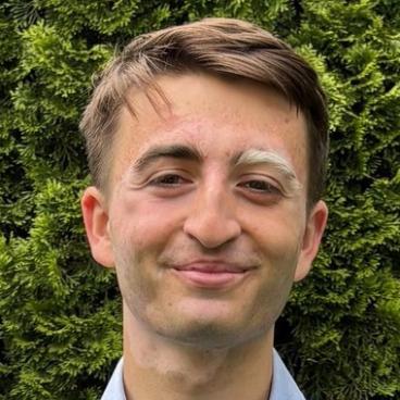 Photo of Matthew Auker