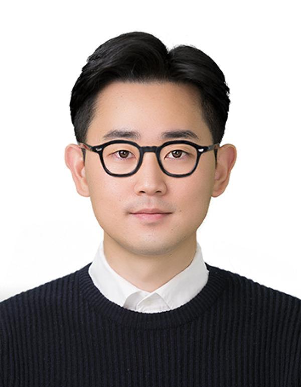 Gwangbin Lee