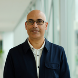 Photo of Dr. Rawi Ramautar