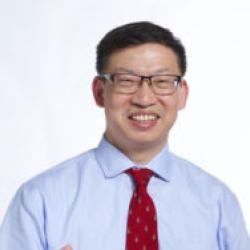 Lai-Xi Wang headshot