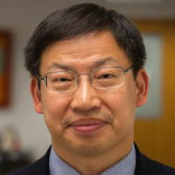 Lai-Xi Wang headshot